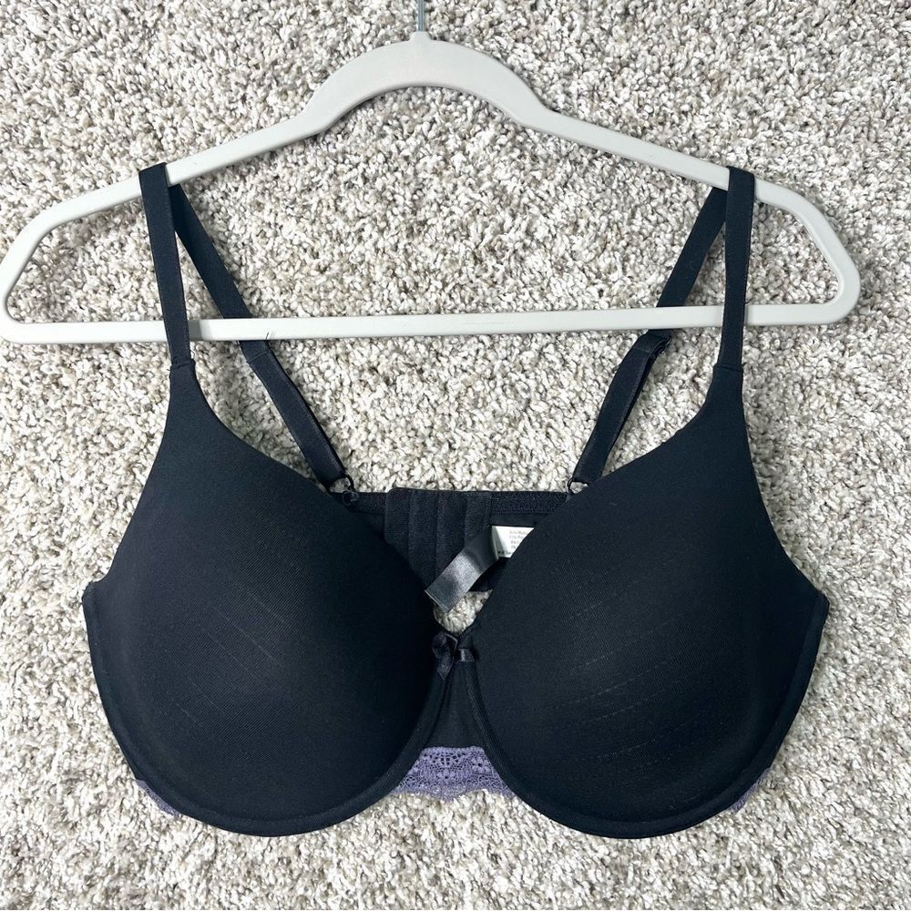 Adore Me Bra Women’s‎ 40DD Black and Purple Lace Trim